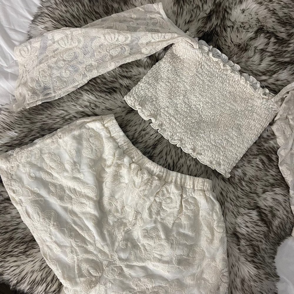 Cream Lace Set with Long Sleeve Crop Top and Shorts